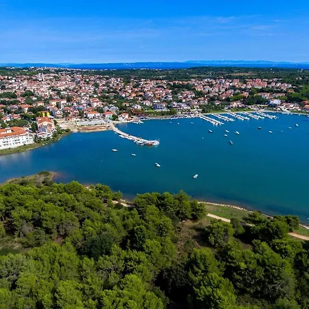 With Parking Space - 7295 Апартаменты