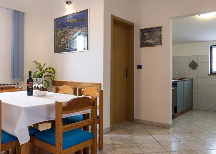 With Parking Space - 7295 Appartement