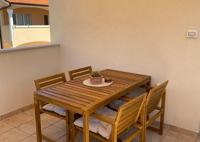 With Parking Space - 7295 Apartament Medulin