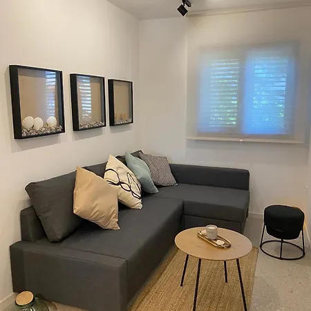 With Parking Space - 7295 Lejlighed